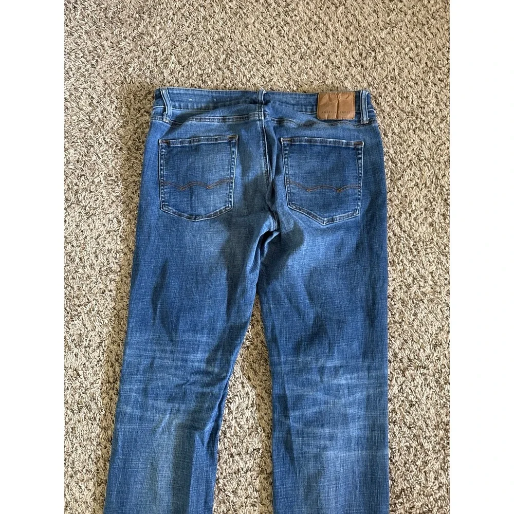 American Eagle Men's Slim Fit Distressed Blue Jeans Size 34x32